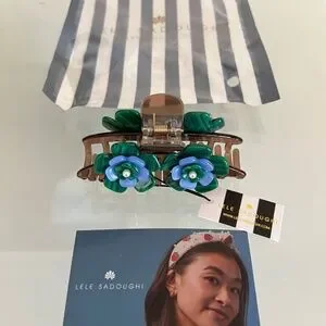Lele Sadoughi | Accessories | Lele Sadoughi Rootbeer Daisy  display picture 1